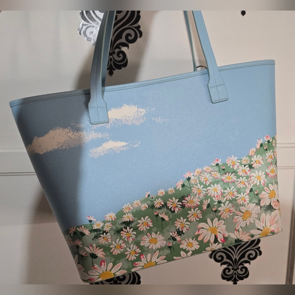 Alice In Wonderland Tote (RARE) - Picture 5 of 6